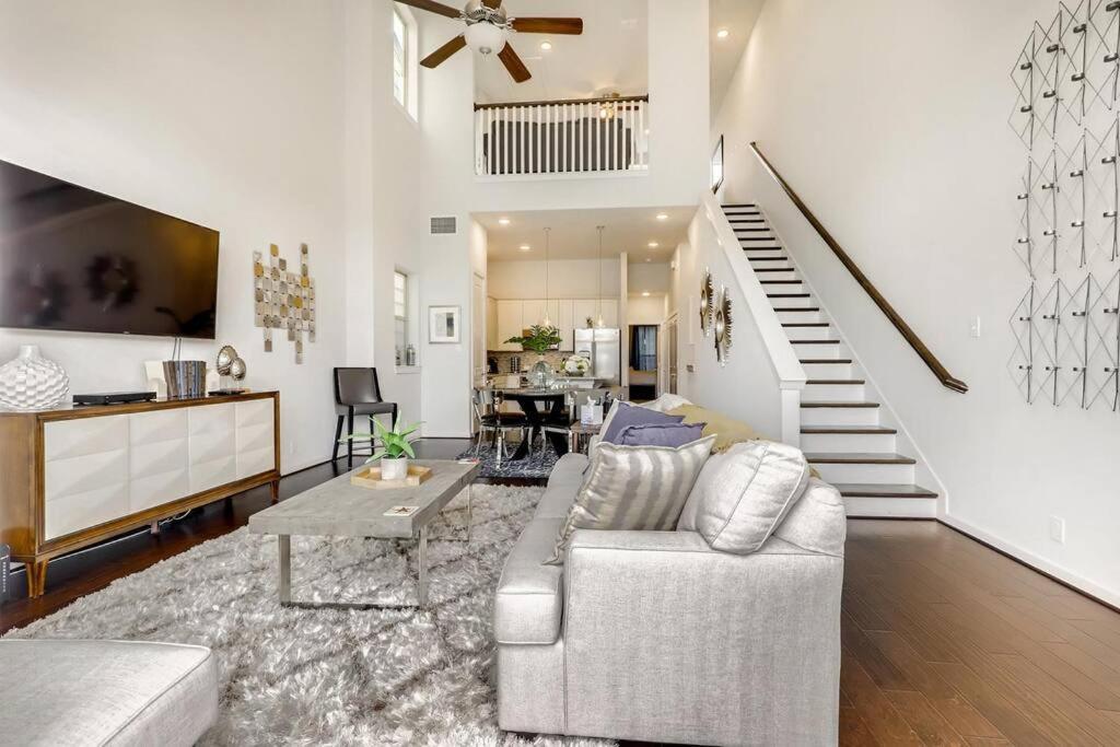Gorgeous 4 Bed Home On St Mary'S - Minutes To Riverwalk/Pearl San Antonio Luaran gambar