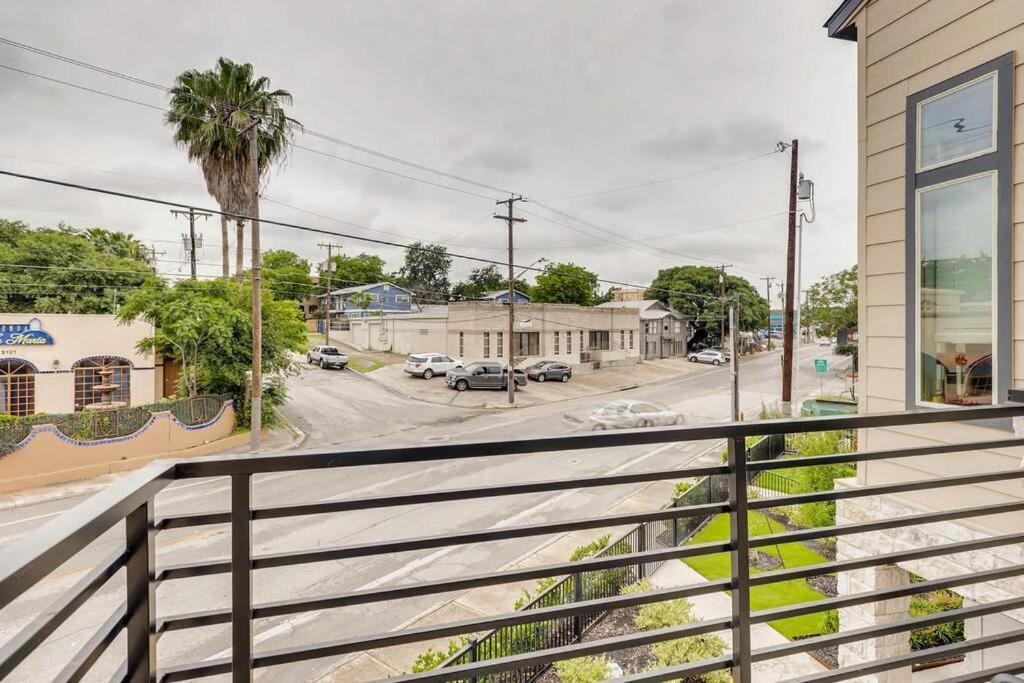 Gorgeous 4 Bed Home On St Mary'S - Minutes To Riverwalk/Pearl San Antonio Luaran gambar