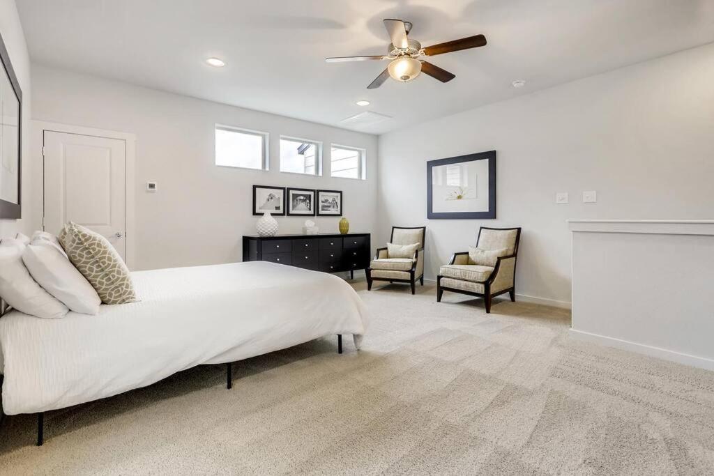 Gorgeous 4 Bed Home On St Mary'S - Minutes To Riverwalk/Pearl San Antonio Luaran gambar